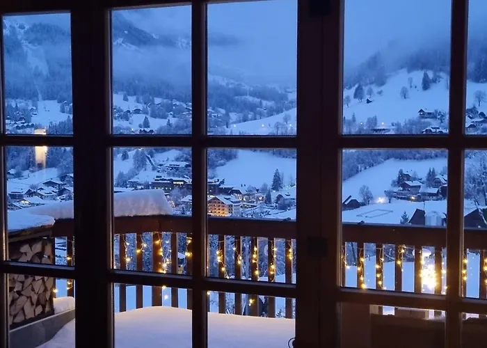 Deluxe Panorama Apartment-maibrunn-alm شقة *